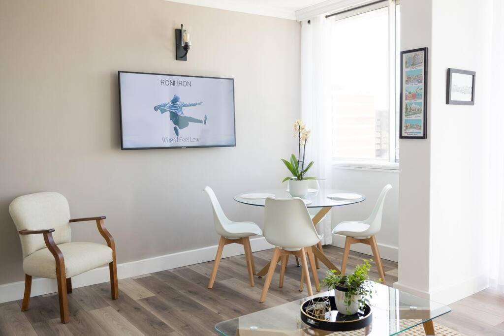 Modern, Trendy And Comfortable 2 Bedroom Apartment In קייפטאון מראה חיצוני תמונה