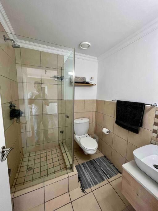 Modern, Trendy And Comfortable 2 Bedroom Apartment In קייפטאון מראה חיצוני תמונה