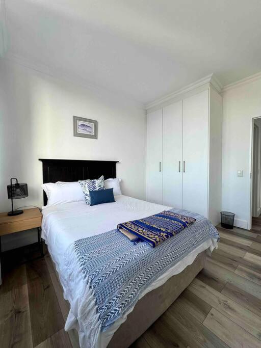 Modern, Trendy And Comfortable 2 Bedroom Apartment In קייפטאון מראה חיצוני תמונה