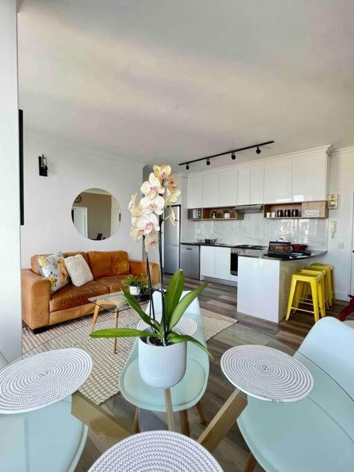 Modern, Trendy And Comfortable 2 Bedroom Apartment In קייפטאון מראה חיצוני תמונה