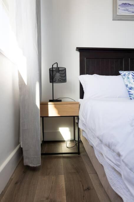 Modern, Trendy And Comfortable 2 Bedroom Apartment In קייפטאון מראה חיצוני תמונה