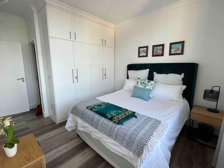 Modern, Trendy And Comfortable 2 Bedroom Apartment In קייפטאון מראה חיצוני תמונה